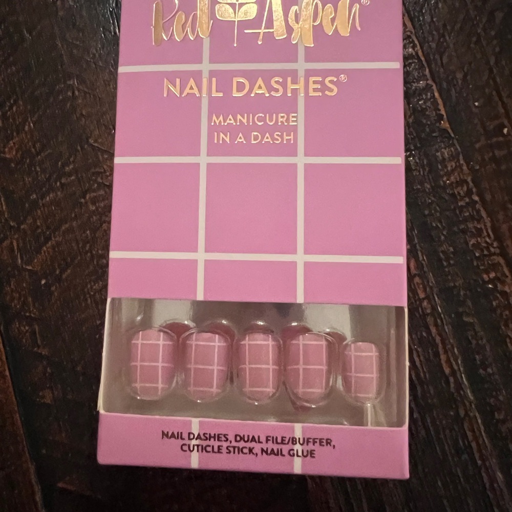 Red Aspen Pink Press-On Nails